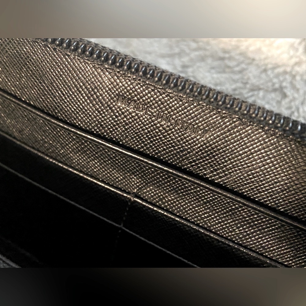 PRADA Vintage Zip-Around Long Wallet - Picture 6 of 12